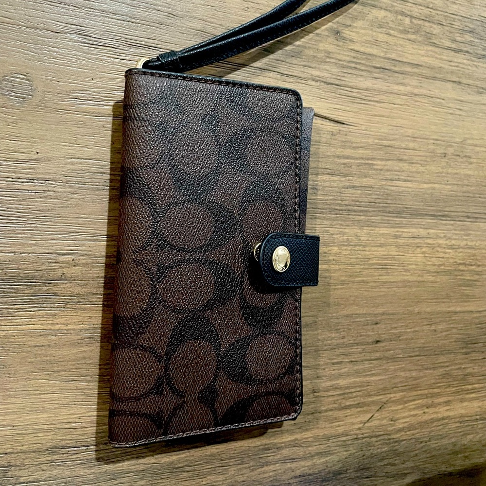 Coach wallet